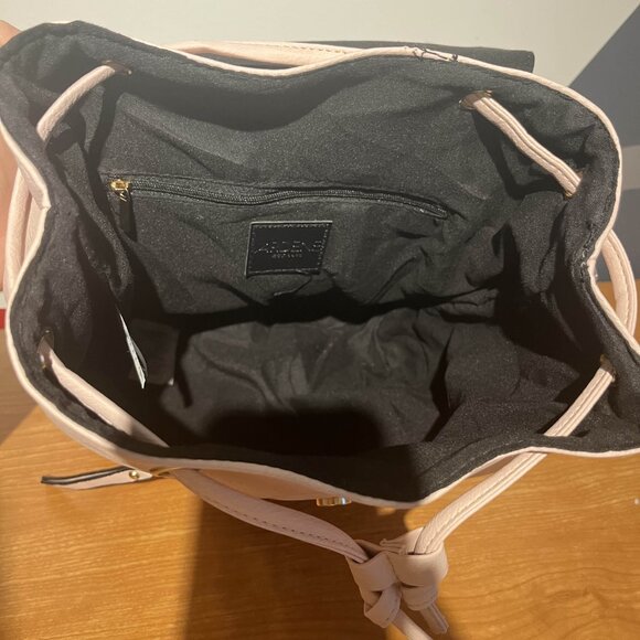 GREAT CONDITION~ Ardene Baby Pink Backpack - Picture 6 of 7